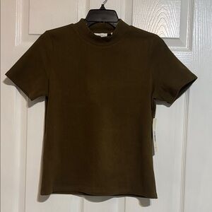 NWT Cyrus mock neck top